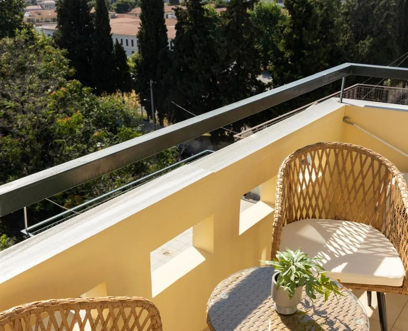 Urban Colors Apartments By Binobi! Thessaloniki